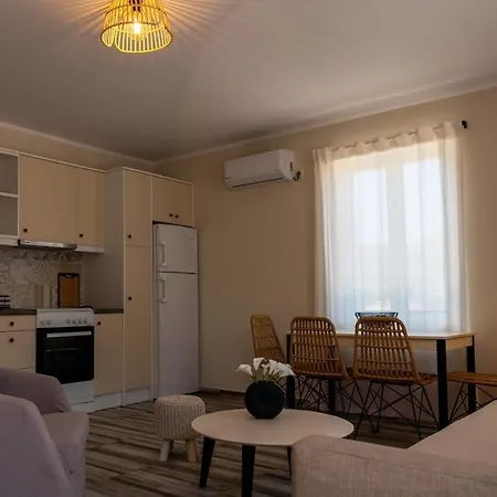 Casa Di Terra Landhaus Pigadhákia